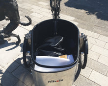Afbeelding in Gallery-weergave laden, Nihola DOG | Elektrisch met Middenmotor | Hondendeur (Deurklep)
